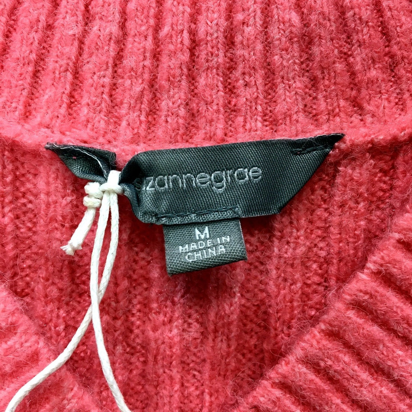 Ribbed Knit V-Neck Pullover Sweater Womens in Pink, Size M NEW