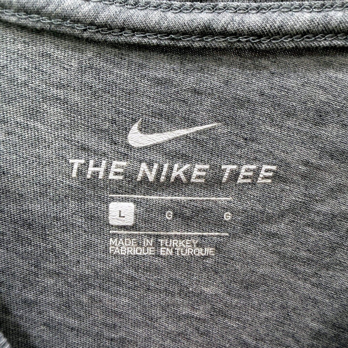 Nike Mens Gray Pullover Sweatshirt - Comfortable Cotton Size L