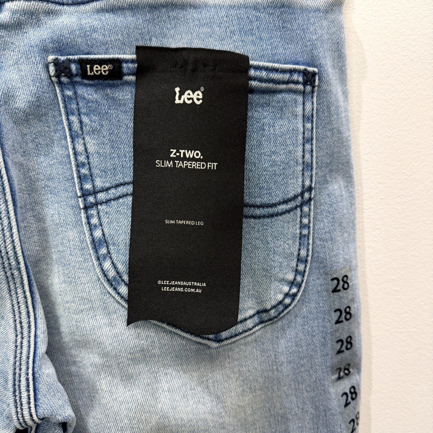 Lee Womens Slim Tapered Fit Daystone Blue Jeans in Size 28 NEW