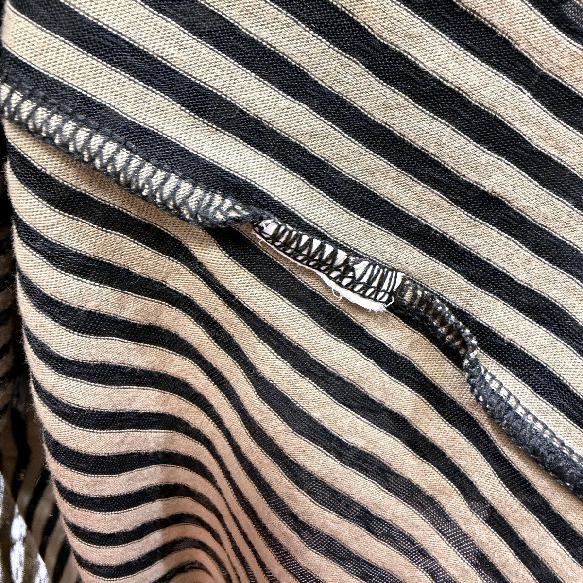 Zara Womens Striped Ruffle Puff Sleeve Blouse in Beige and Black, Size L