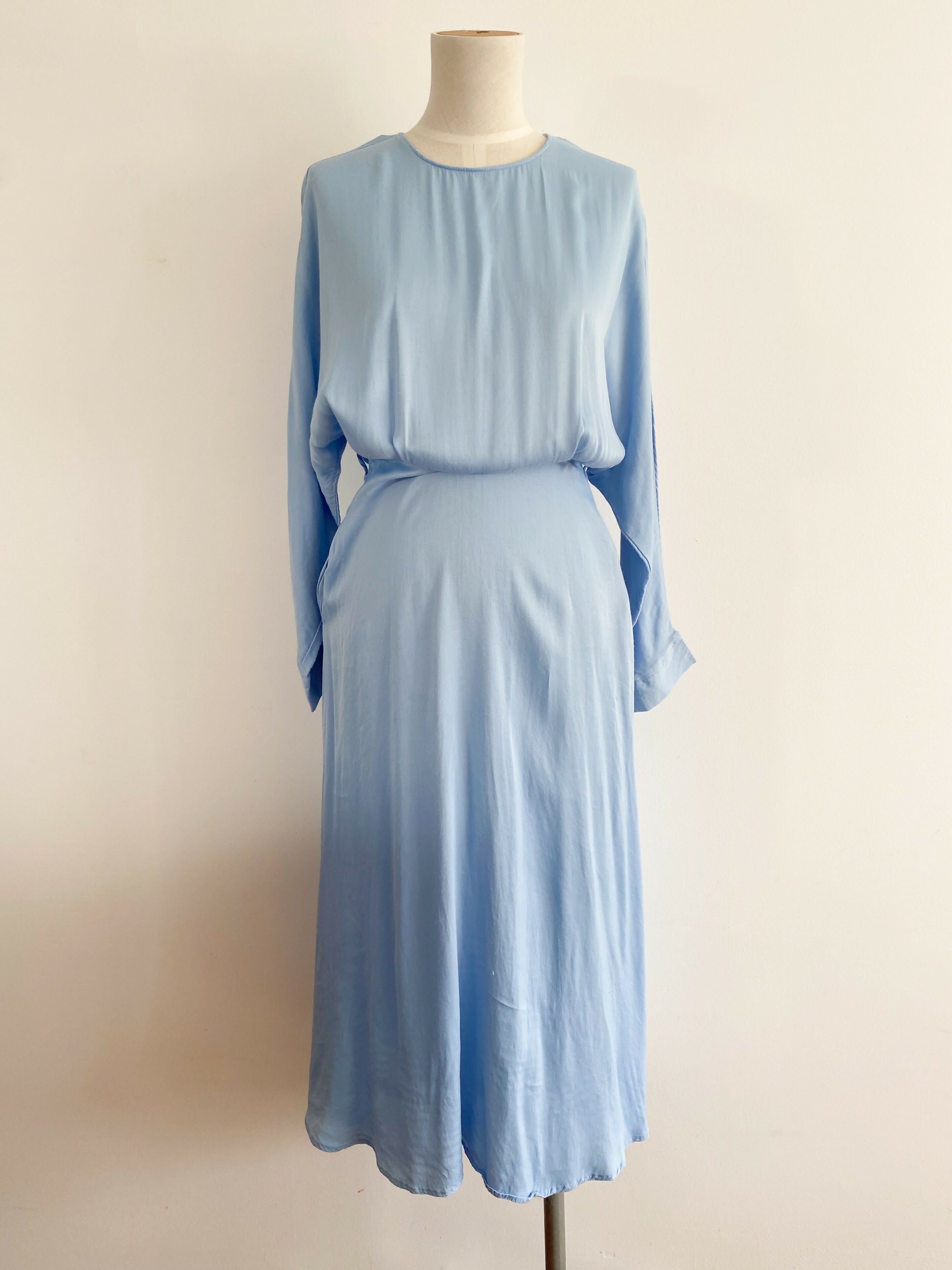 zara light blue midi dress ZARA Midi Dress S (4-6) New