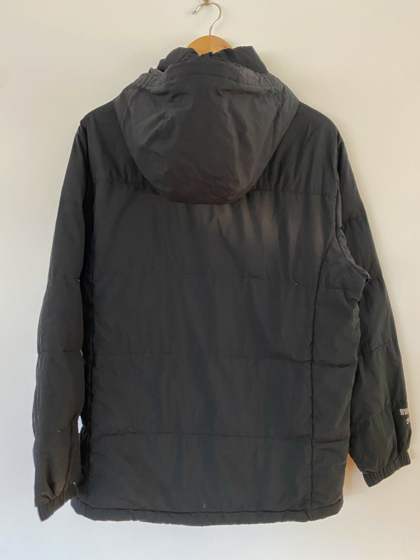 Men's Asics Windstopper Size Medium Hooded Black Padded Jacket