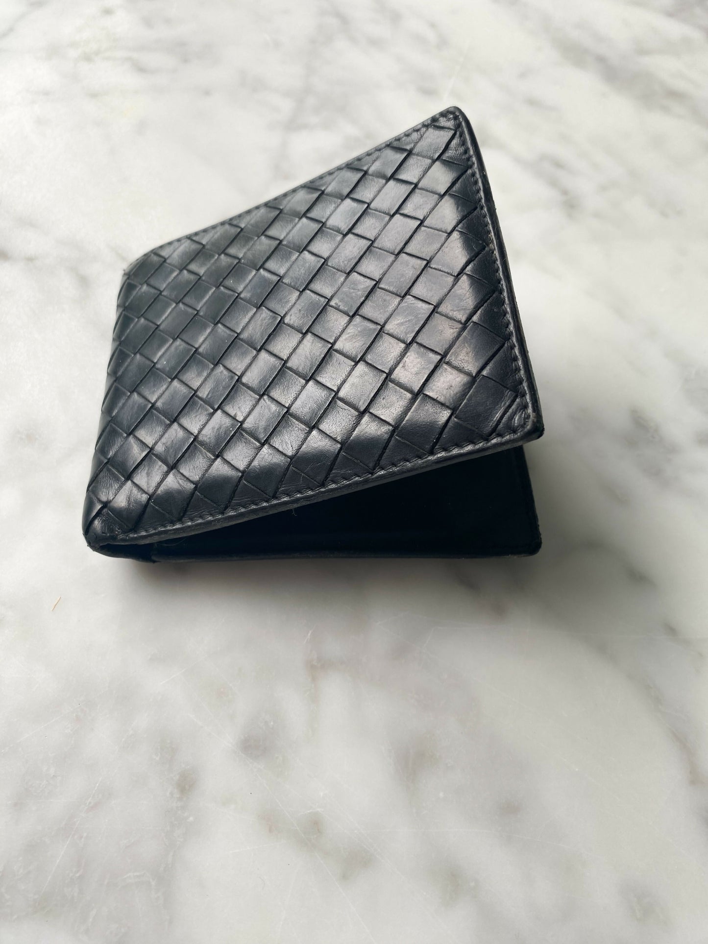 Bottega Veneta Men's Intrecciato Leather Wallet