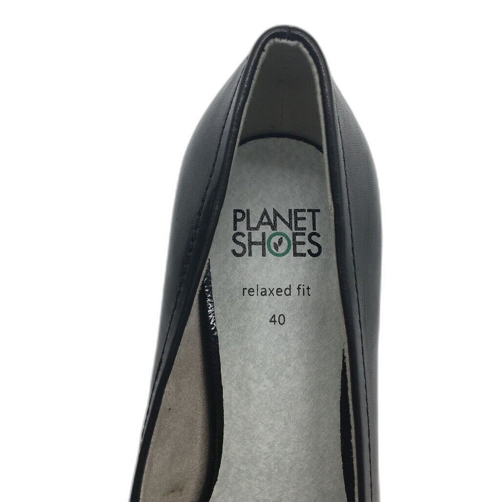 Planet Shoes Cobra Relaxed Fit Leather Heeled Pumps Black Womens Size 40 NEW