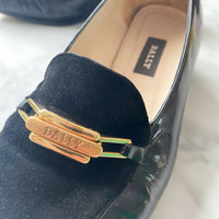 Bally Size 41 Women's Black Leather and Velvet Loafers