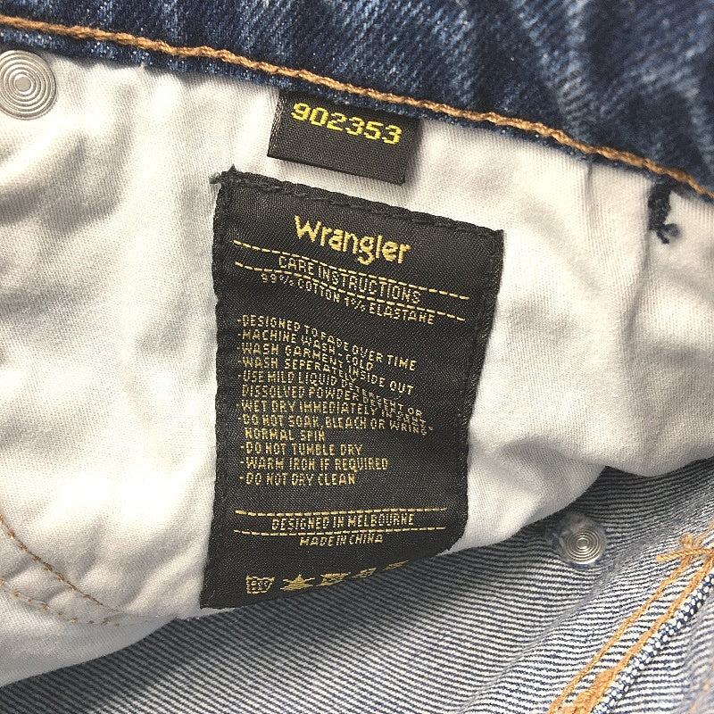 Wrangler Button Fly Eazy Straight Blue Wash Denim Jeans Mens Size 32 NEW