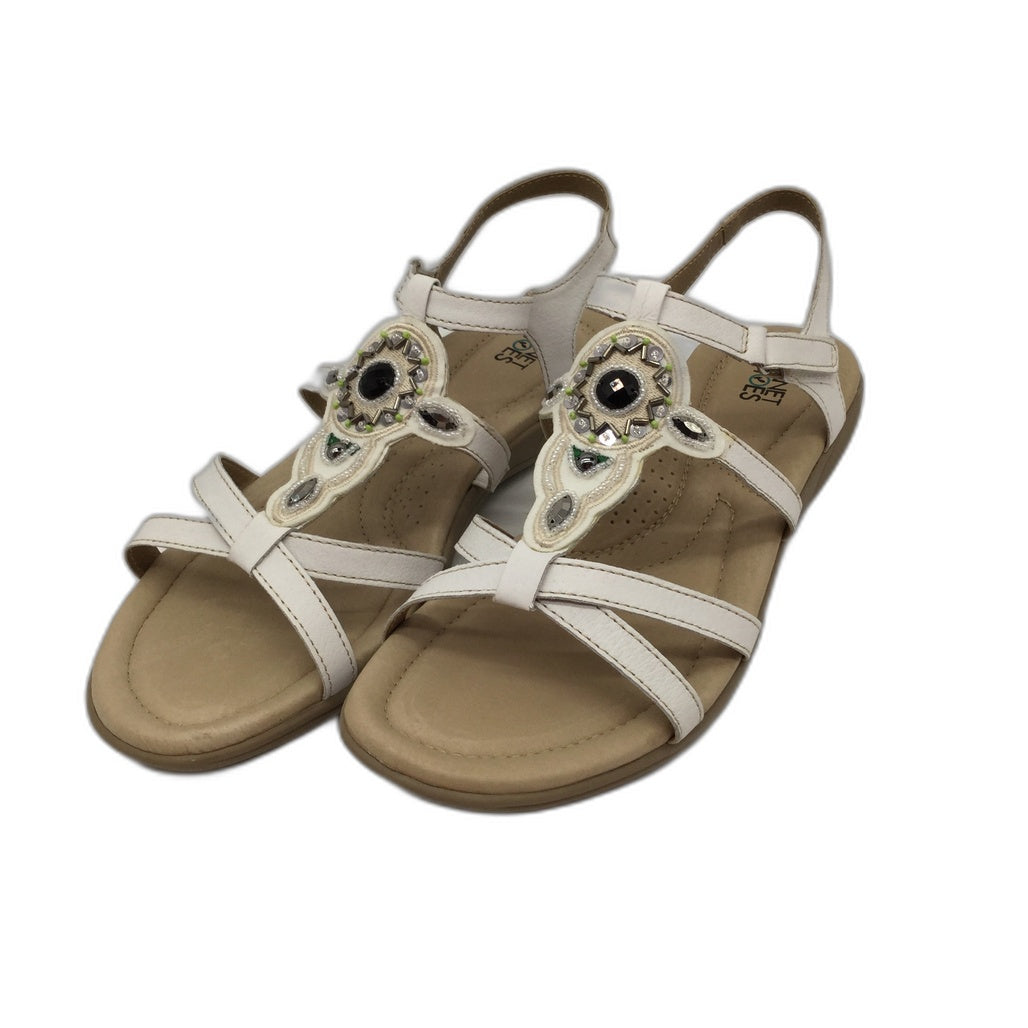 Planet Shoes Powder White Gemset Leather Sandals Ladies Size 11 NEW