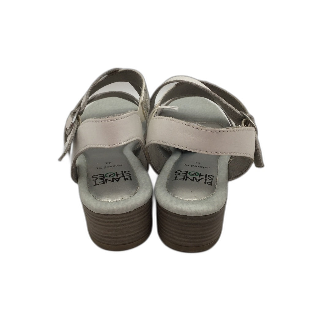 Planet Shoes Filly White & Silver Buckle Up Leather Sandals Ladies EUR 41 NEW