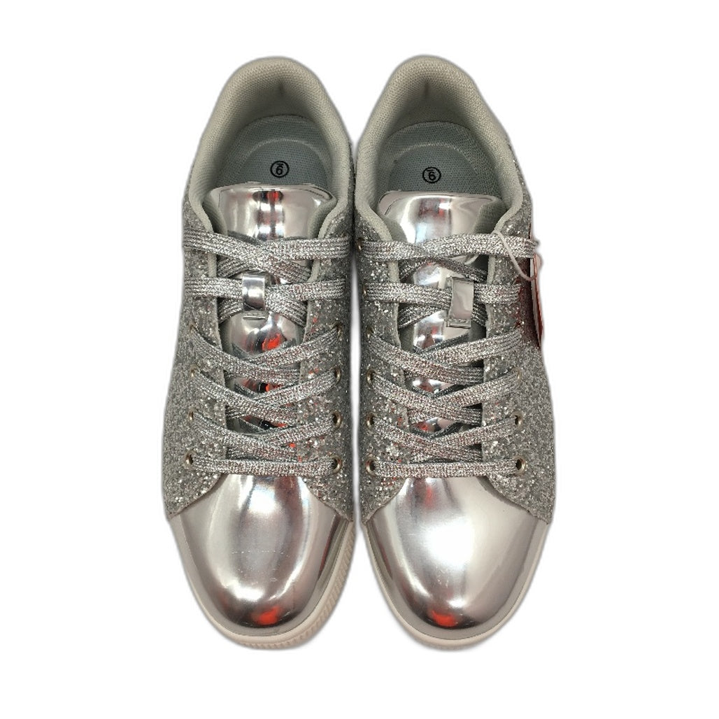 Lucky Step Memory Foam Silver Gletter Lace Up Sneaker Shoes Ladies Size 9 NEW