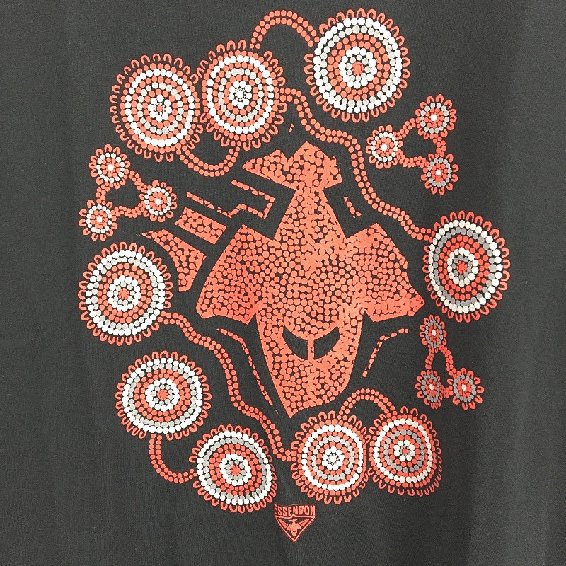 Essondon Bombers AFL Indiginous Print Cotton T-Shirt Mens Size M NEW