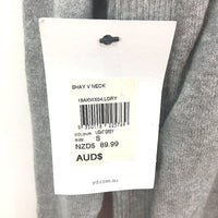 Yd. Cotton Blend Grey Knit Long Sleeve Shay V Neck Mens Size Small NEW