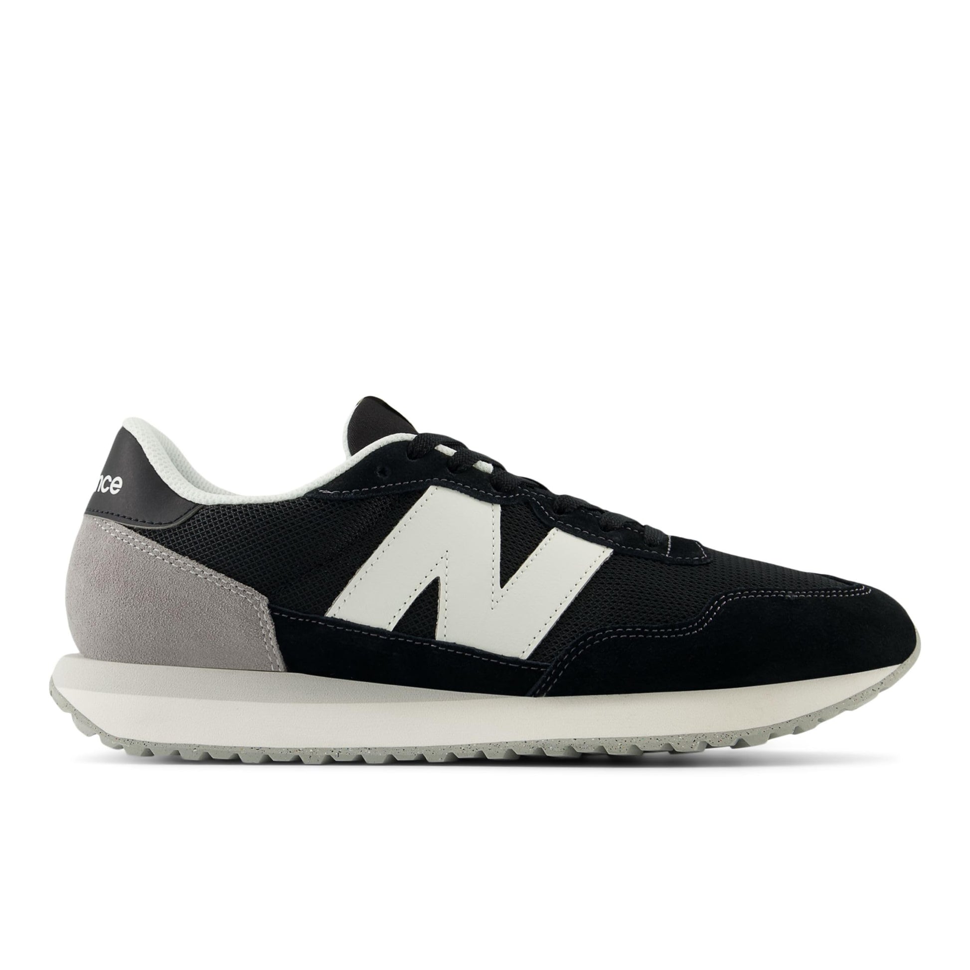 New Balance Lightweight Cushioned Sneakers BLACK/NB 103 WHITE Mens US 6 NEW