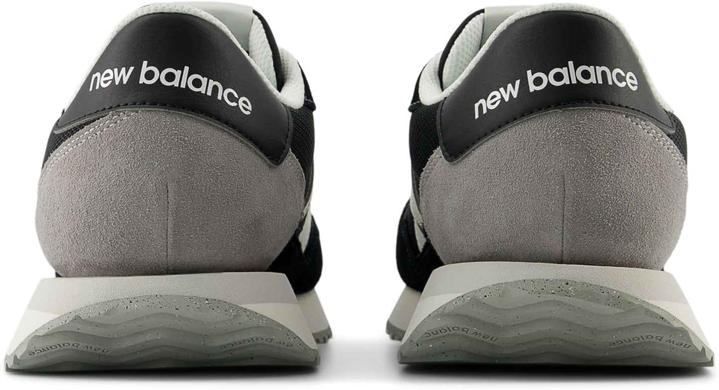 New Balance Lightweight Cushioned Sneakers BLACK/NB 103 WHITE Mens US 6 NEW