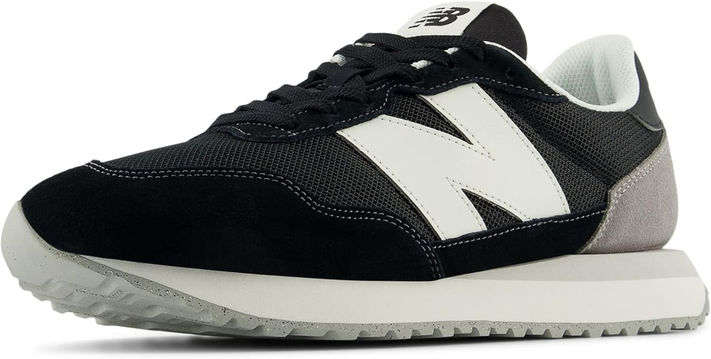 New Balance Lightweight Cushioned Sneakers BLACK/NB 103 WHITE Mens US 6 NEW