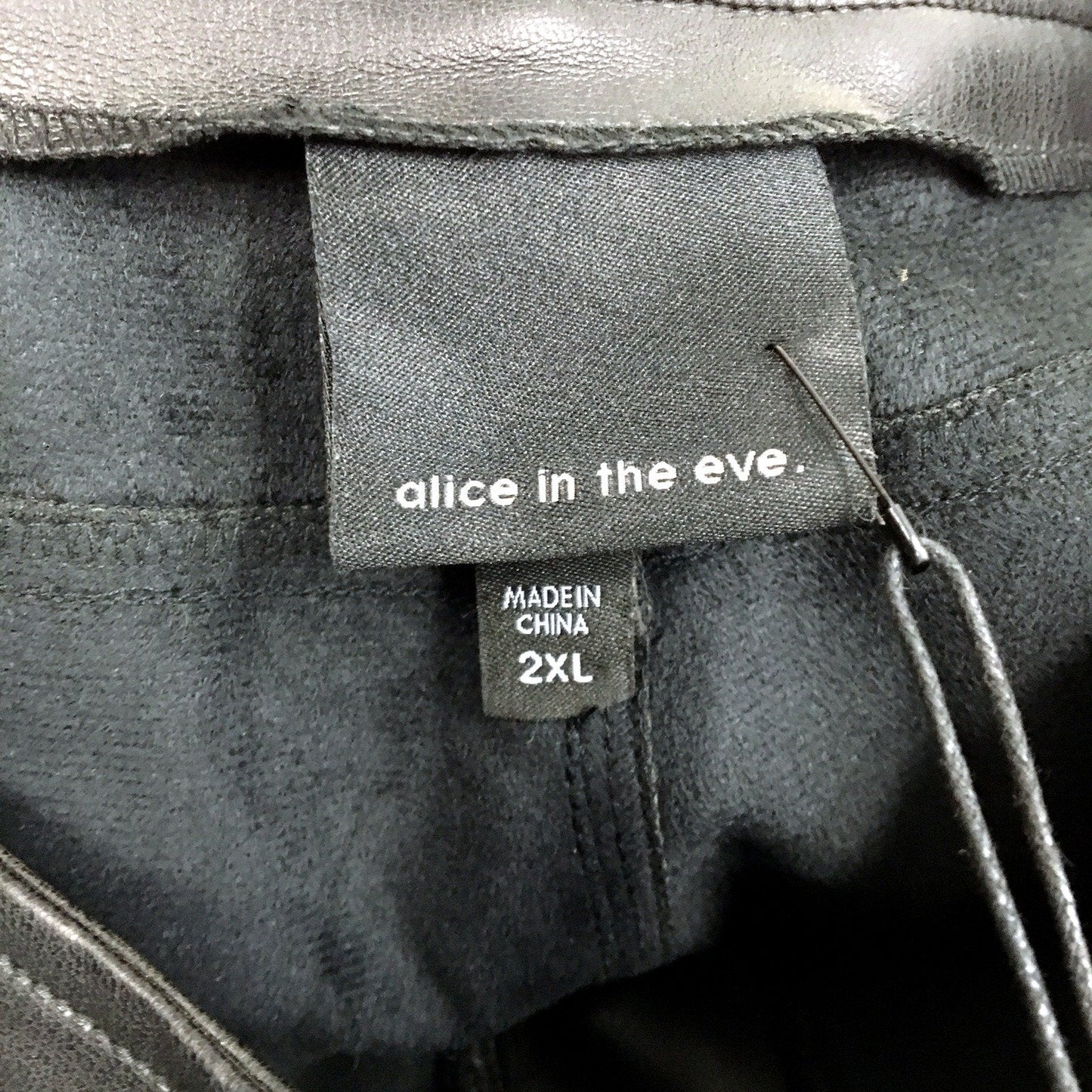 Alice in the eve. Womens Polyurethane Pants High Waisted Pleated Black Size 2XL NEW