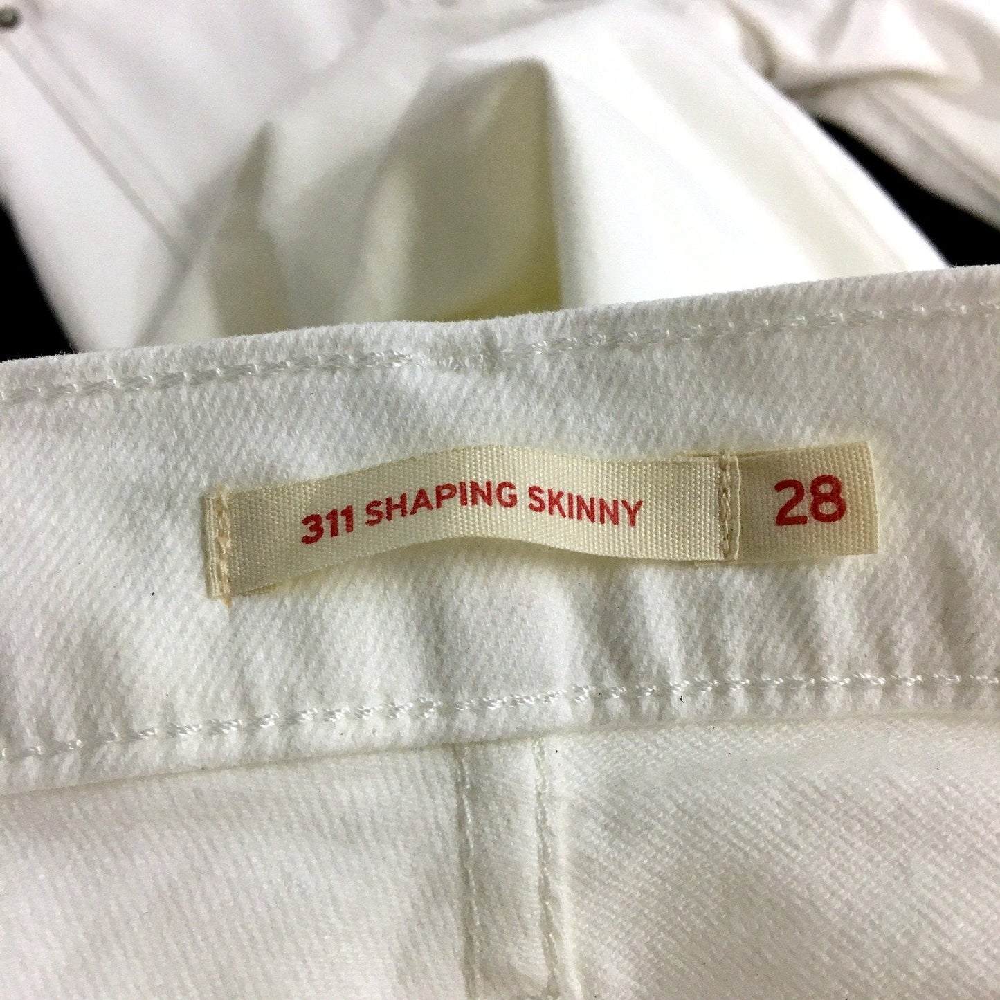 Levi's Mens 311 Shaping Skinny Jeans in White - Size 28