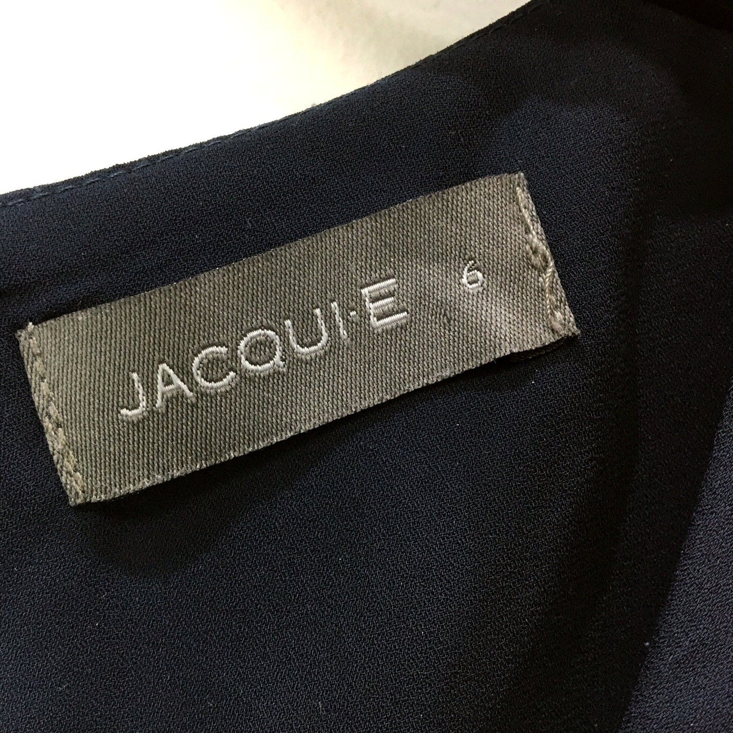 Jacquie Womens Sleeveless Top Sleeveless Polyester Blouse Top in Black Sz 6 NEW