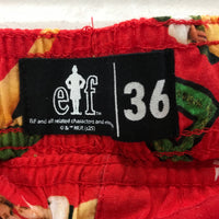 JayJays Resort ELF Character Print Stars Shorts Red Mens Size 36 NEW
