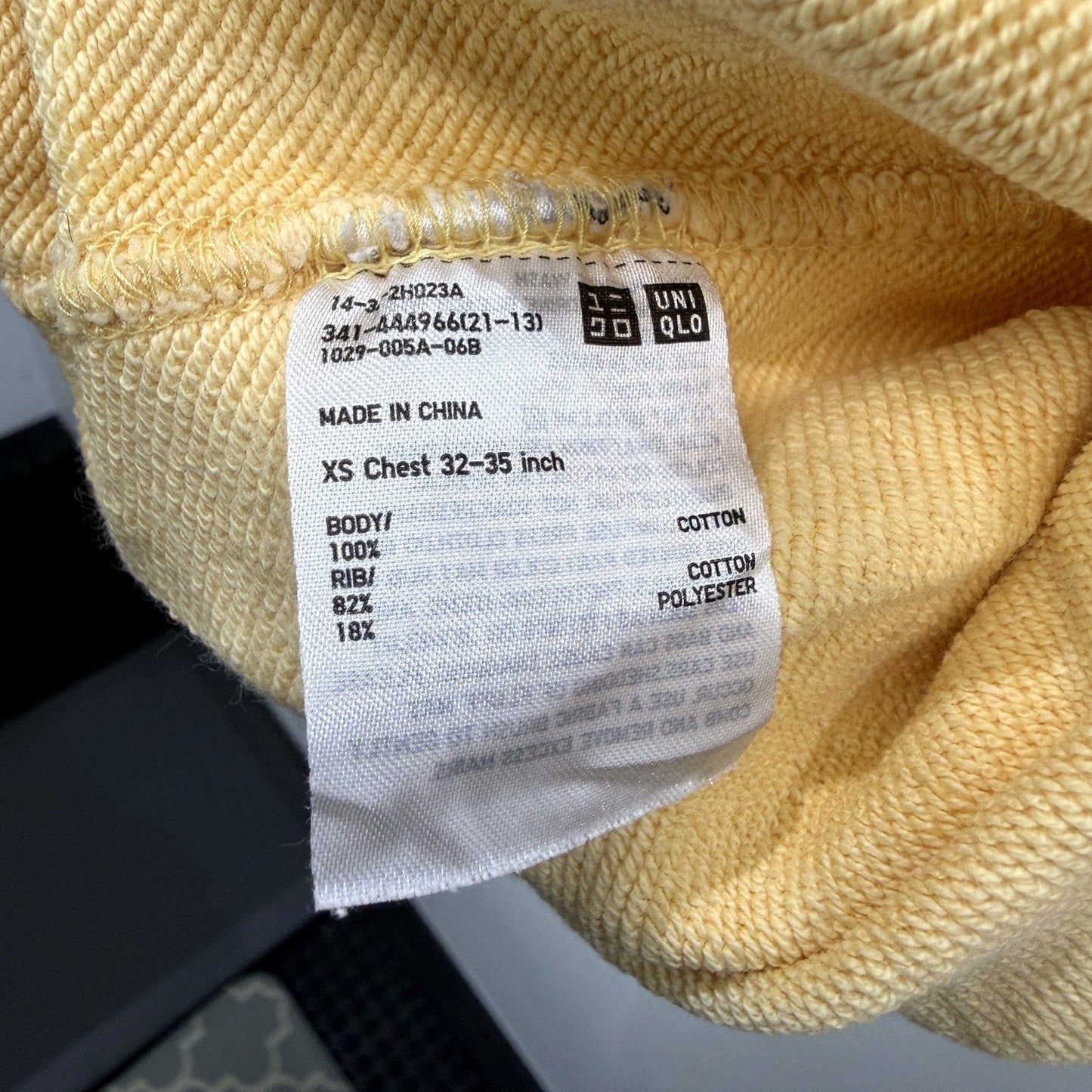 Uniqlo Womens Yellow Pullover Sweatshirt Comfortable Casual Cotton Blend XS