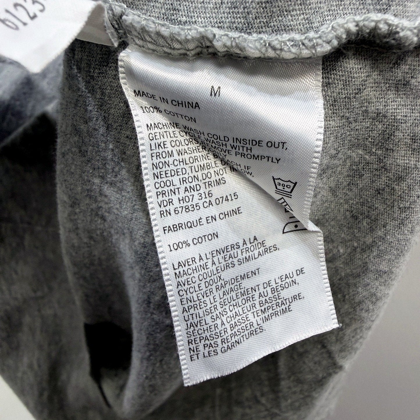 Nautica Mens Gray Cotton T-Shirt for Casual Everyday Wear, Size M