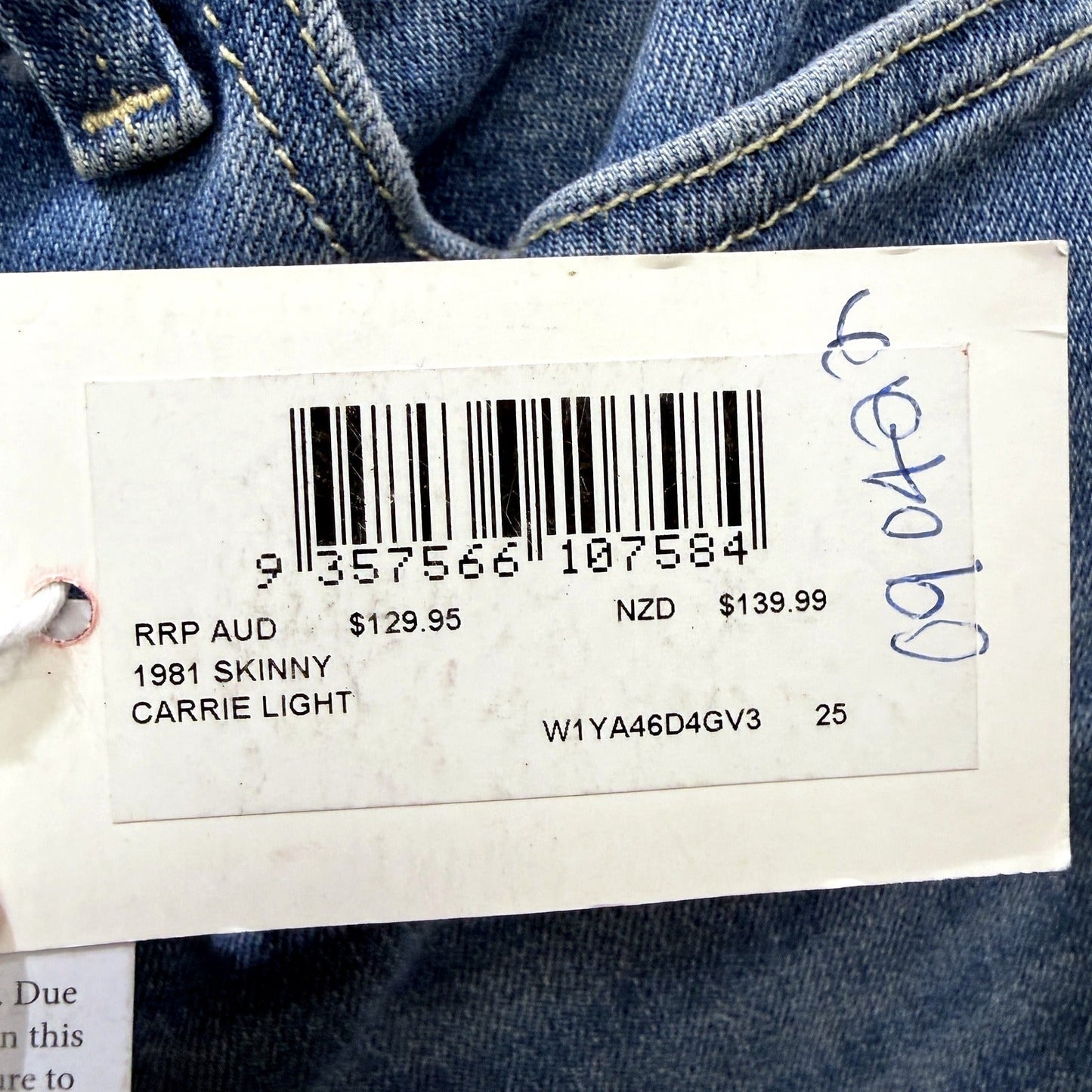 Guess Womens 1981 Skinny High Rise Dark Blue Jeans T25 x L31 NEW