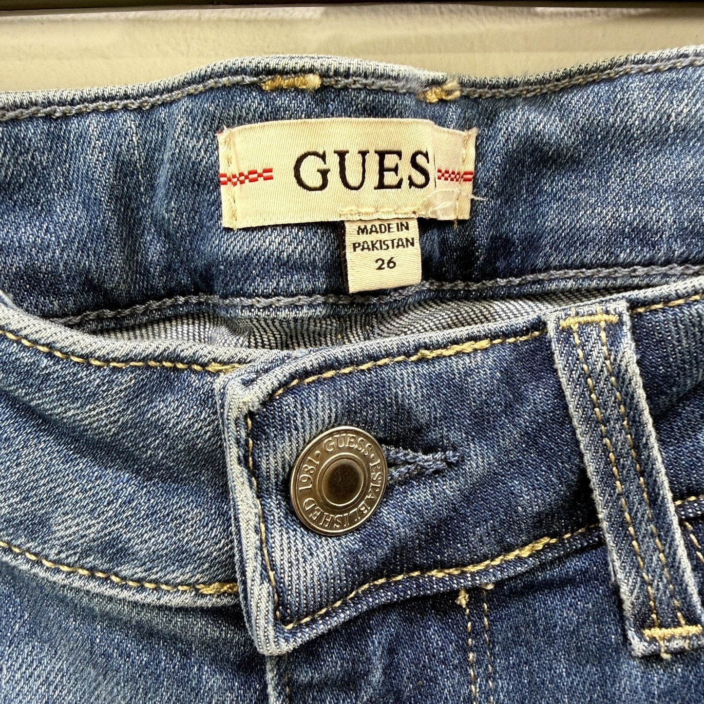 Guess Womens Skinny Mid Rise Dark Blue Denim Jeans Size 26 NEW