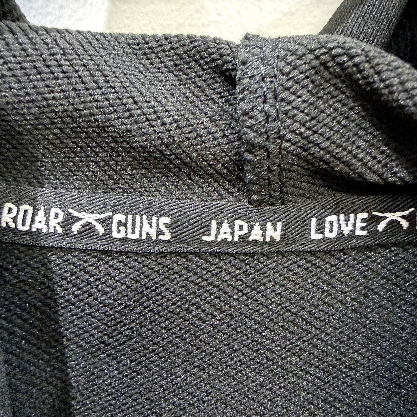 Roar Mens Japan Pullover Hoodie Embroidered Anime Itachi Graphic Black Size M