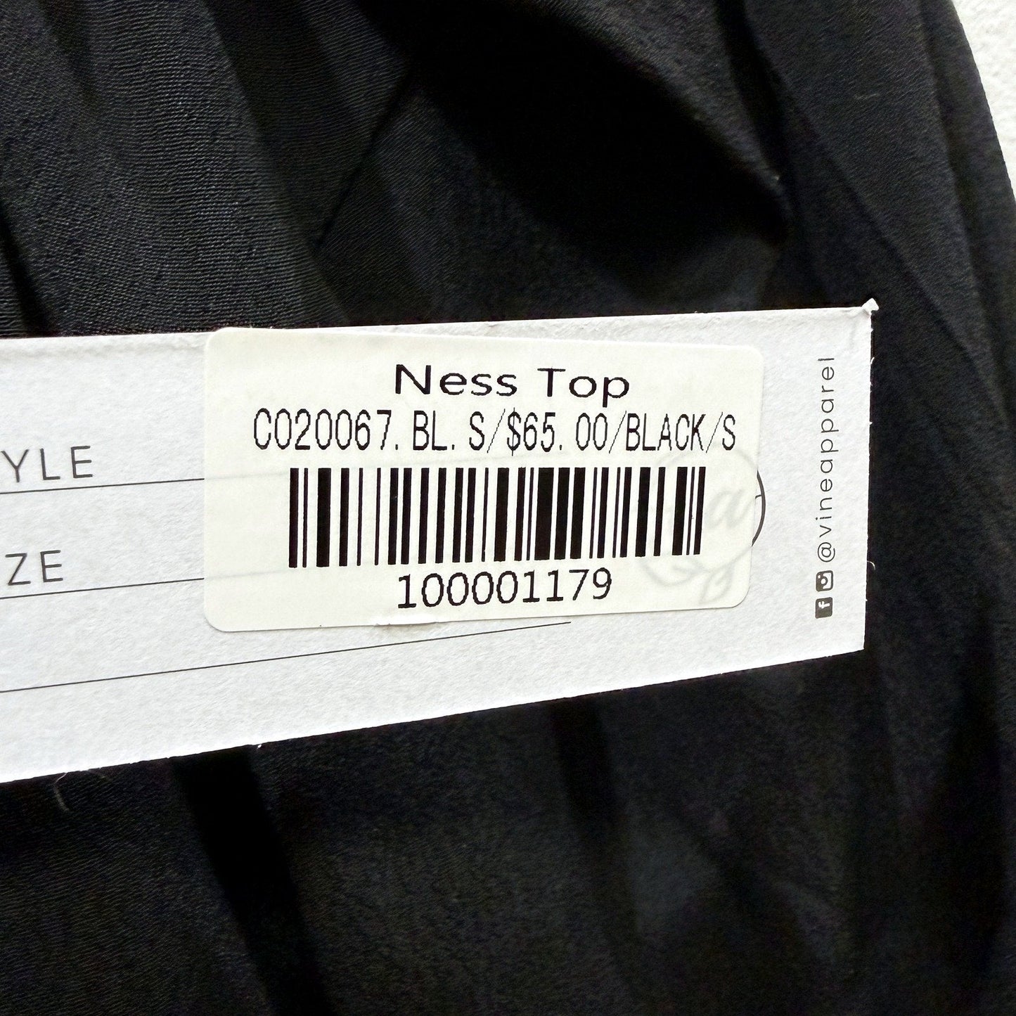 Vine Apparel Womens Loose Flowy Ness Top Blouse in Black, Size S NEW