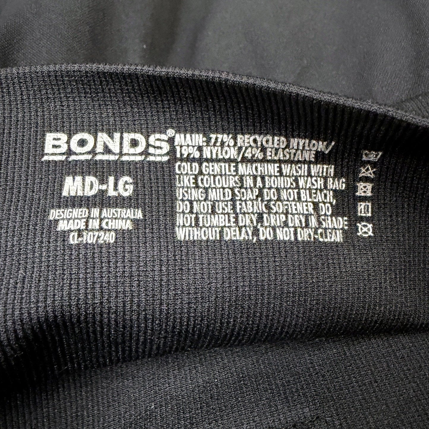 Bonds Womens High Waisted Recycled Nylon Black Leggings Medium NEW
