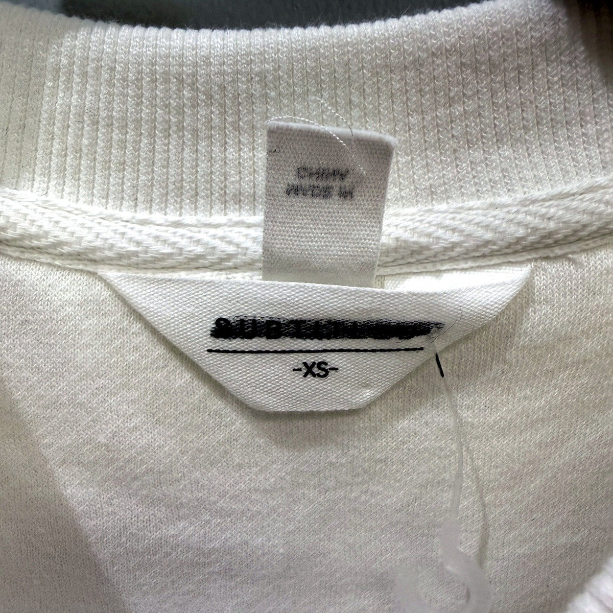 Subtitled Womens Pullover Sweatshirt White Graphic Floral Design Size XS NEW
