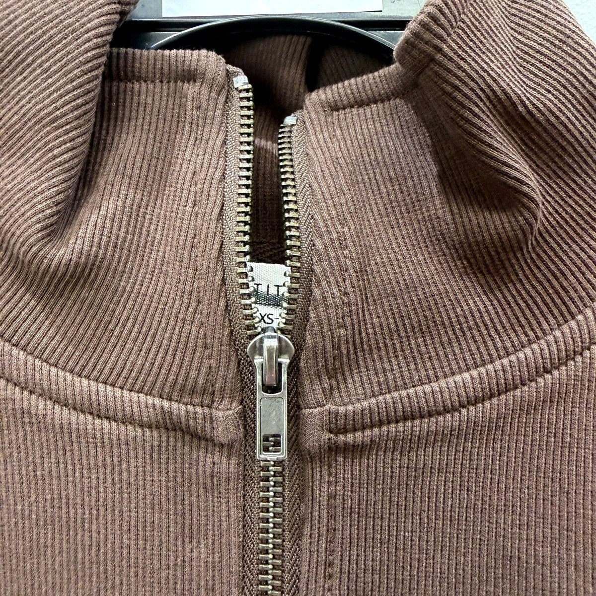 Subtitled Womens Quarter Zip Sweatshirt Brown Lightweight Casual Size XS NEW