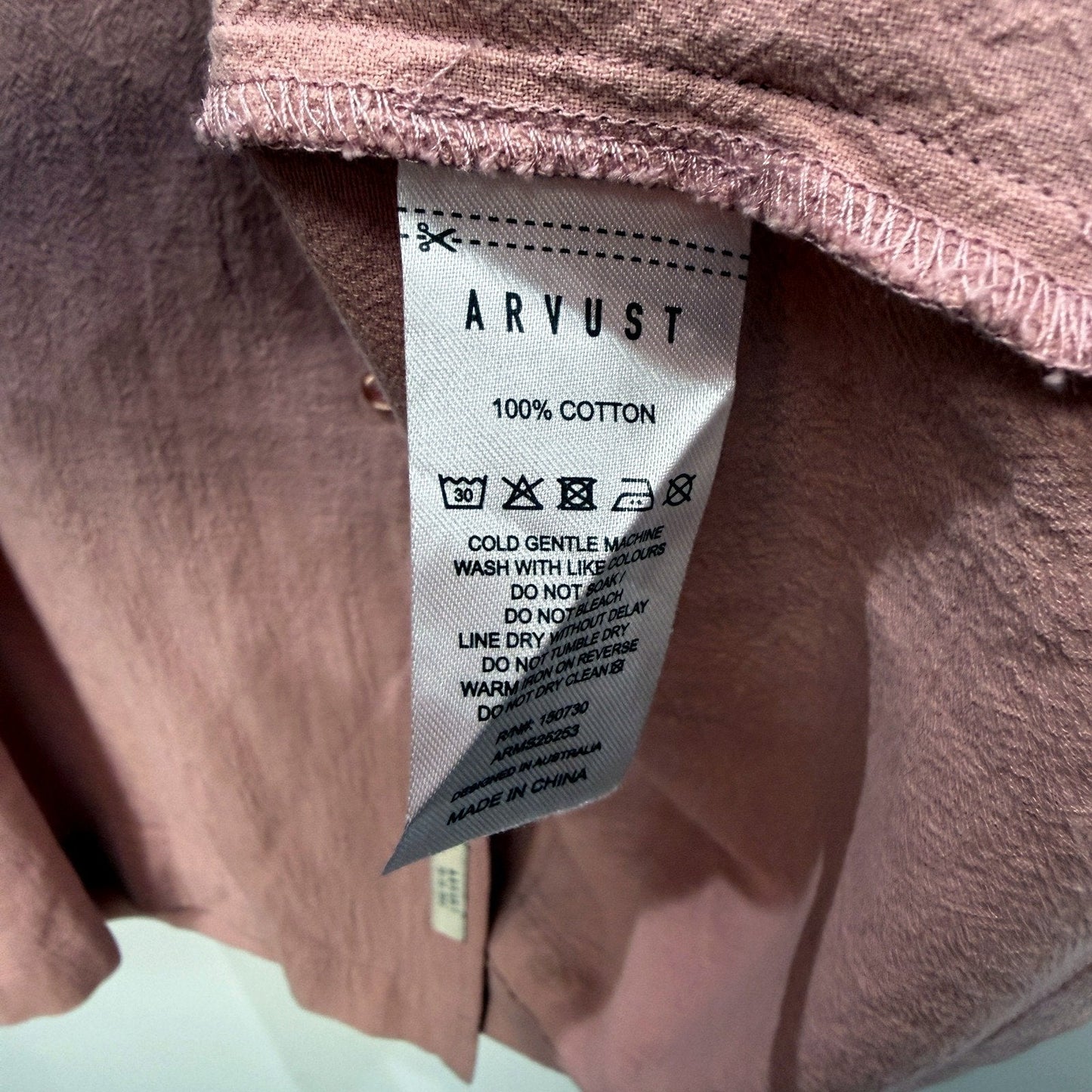 Arvust Mens Casual Button-Down Shirt, Short Sleeve, Dusty Rose, Size M NEW