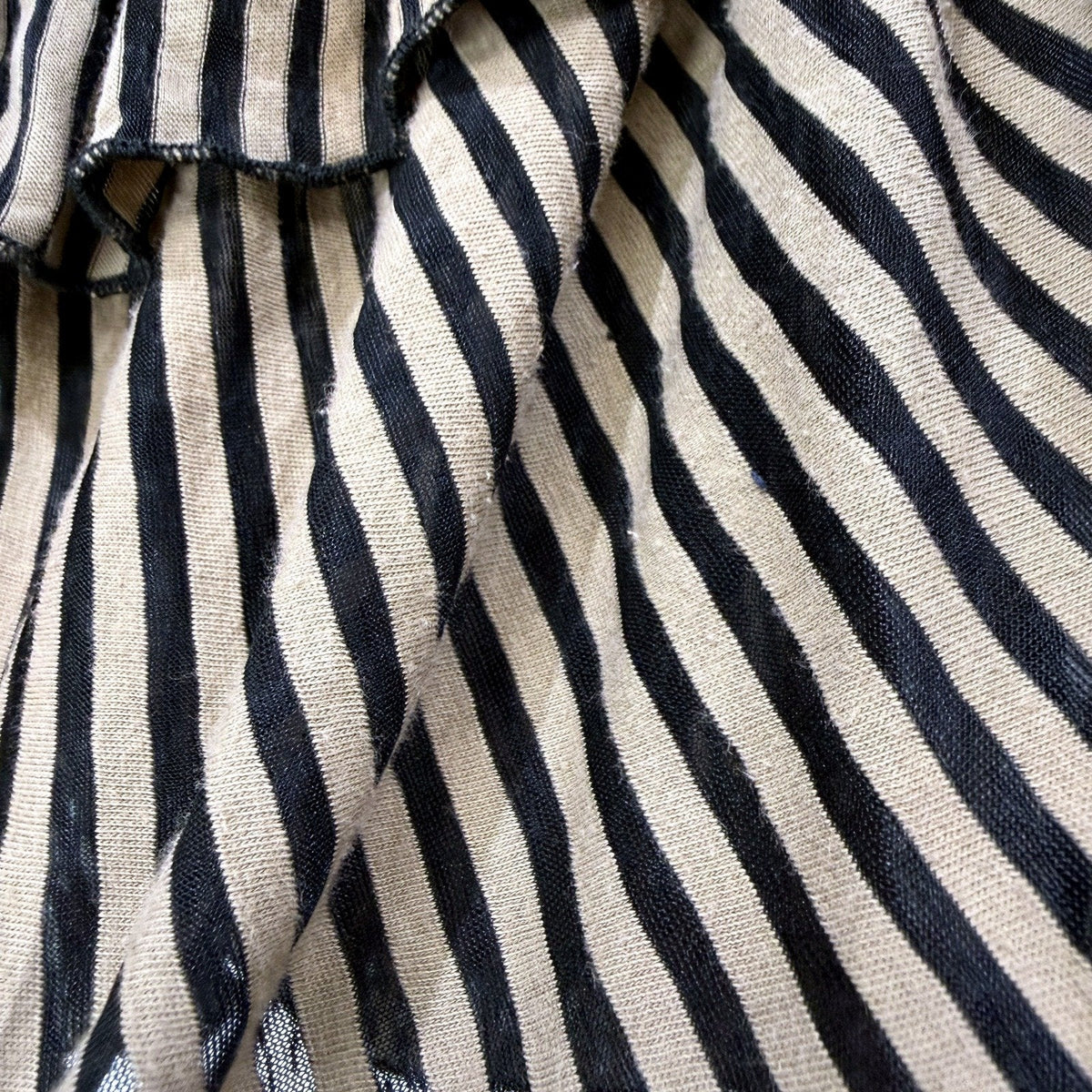 Zara Womens Striped Ruffle Puff Sleeve Blouse in Beige and Black, Size L
