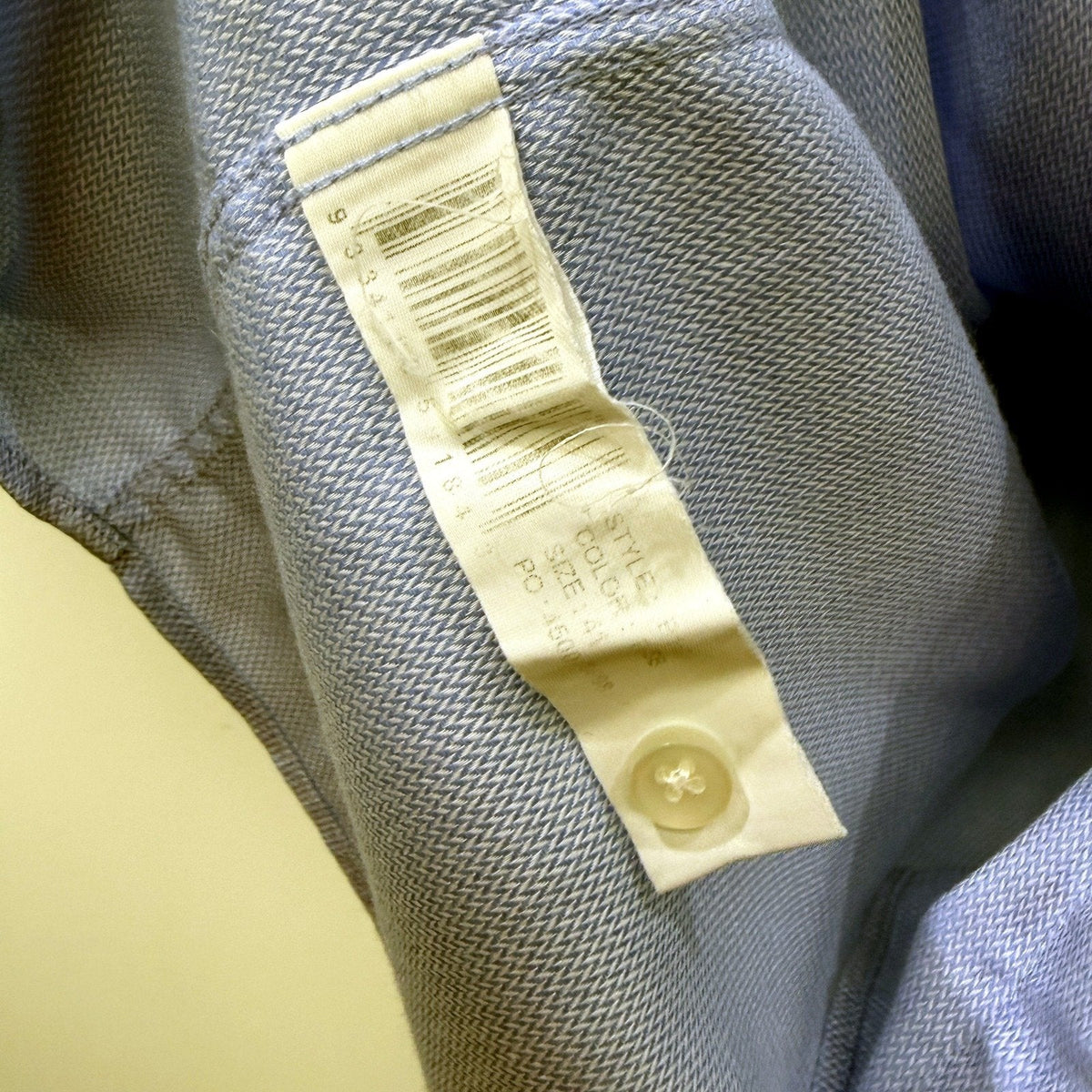 Van Heusen Mens Classic Relaxed Fit Button-Down Dress Shirt, Blue, Size 41