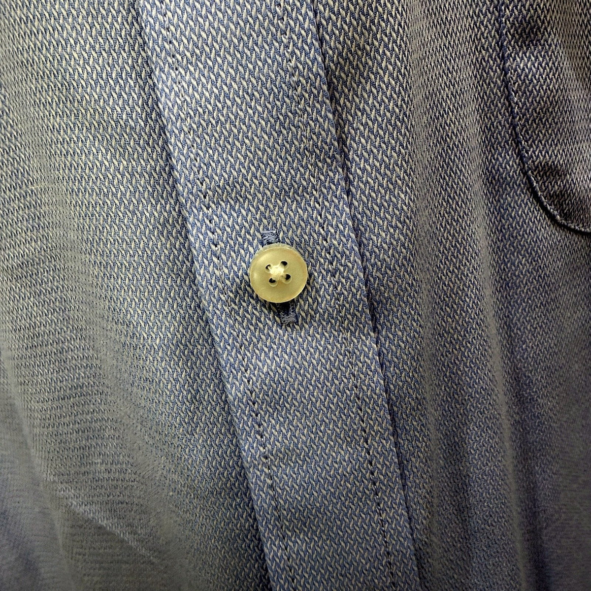 Van Heusen Mens Classic Relaxed Fit Button-Down Dress Shirt, Blue, Size 41