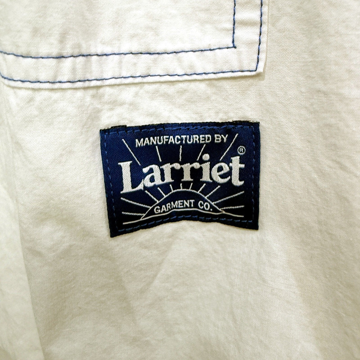 Larriett Mens Button-Down Casual White 100% Cotton Shirt, Size XL NEW