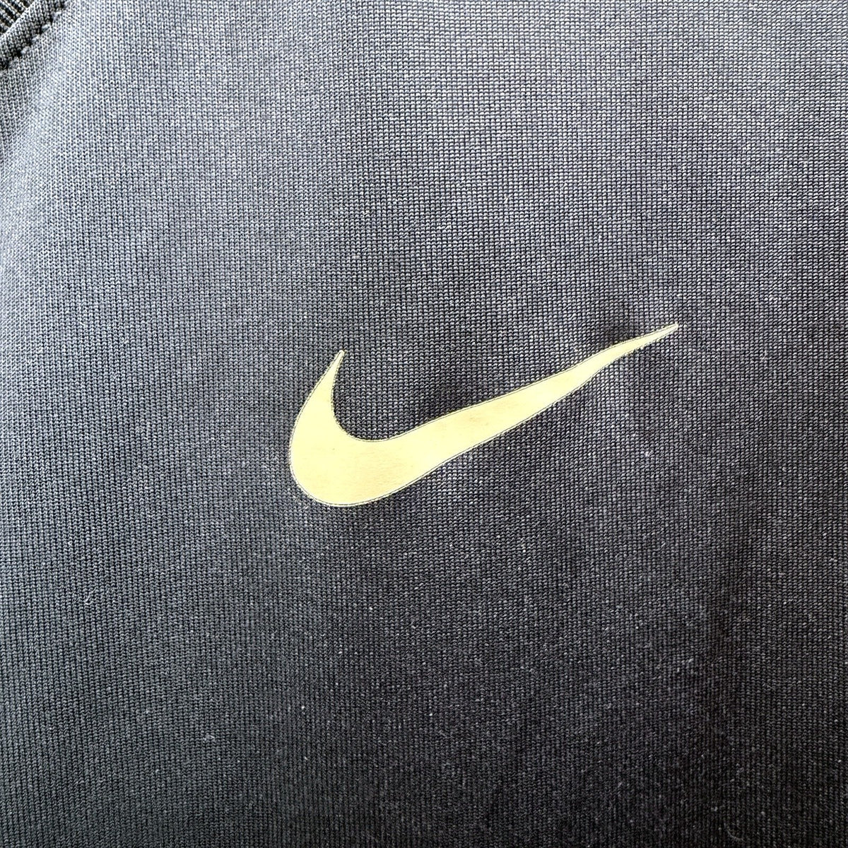 Nike Mens Navy Blue Pullover Sweatshirt for Active Lifestyle Size M NEW