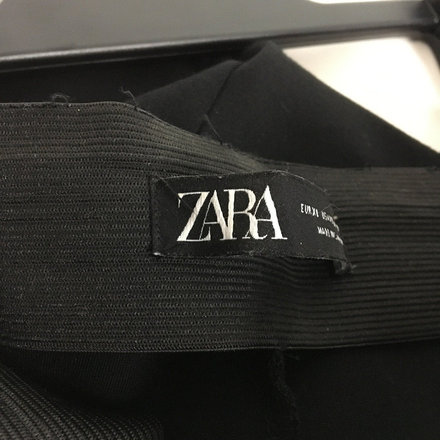 Zara Pleated Trousers Women's Black Elastic Waist Pants Size EUR XL