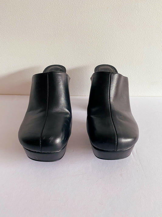 Zara Size 36 Black Faux Leather Platform Mules