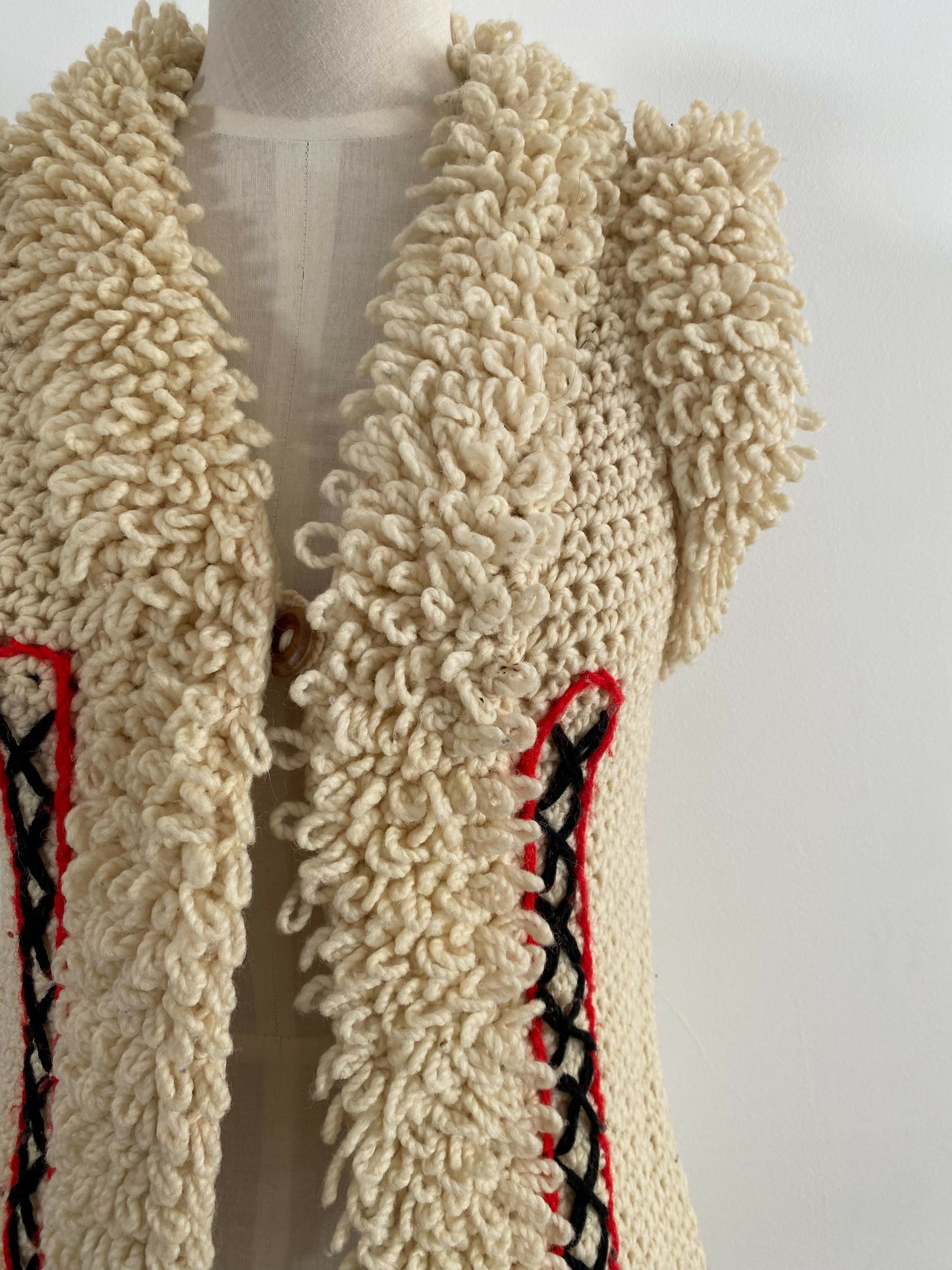 Vintage Women's Knitted Textured Vest