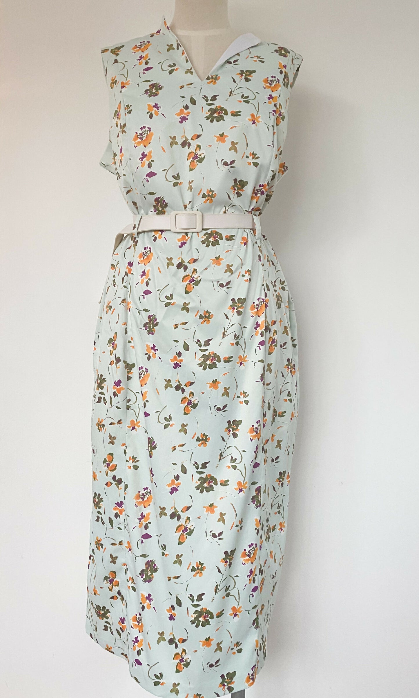 Collectif London UK 20 Belted Floral Midi Dress