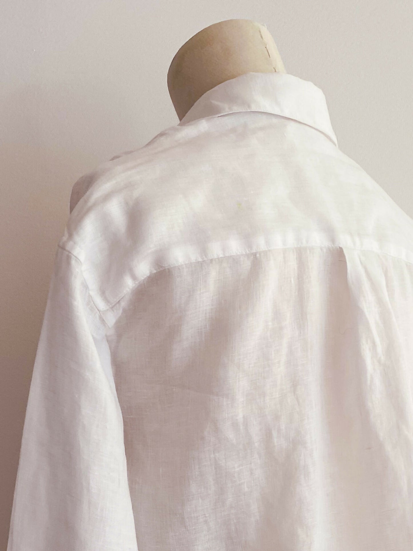 Uniqlo Size XS White Linen Shirt