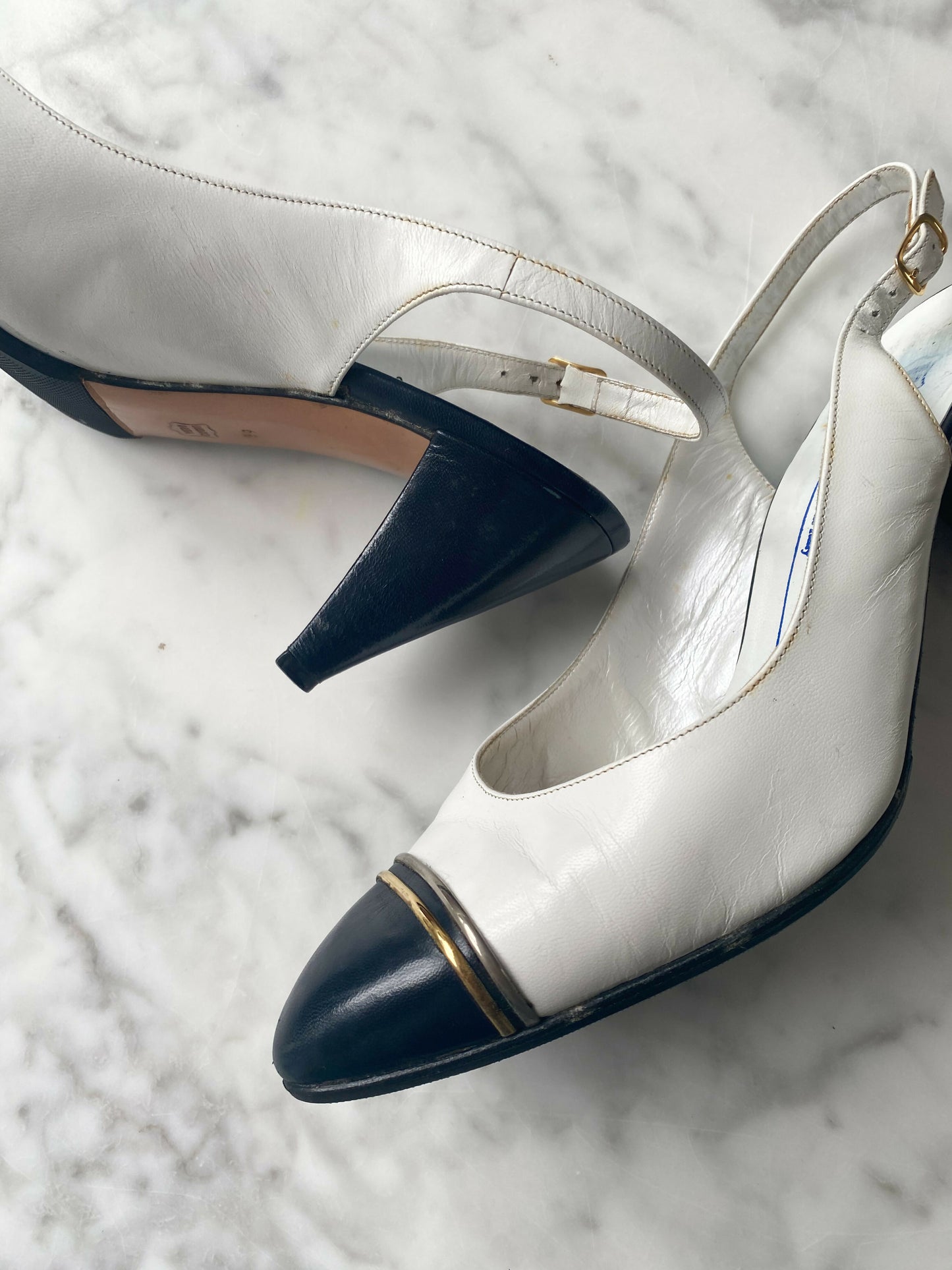 Bruno Magli Size 39 Two-Tone Slingback Pumps