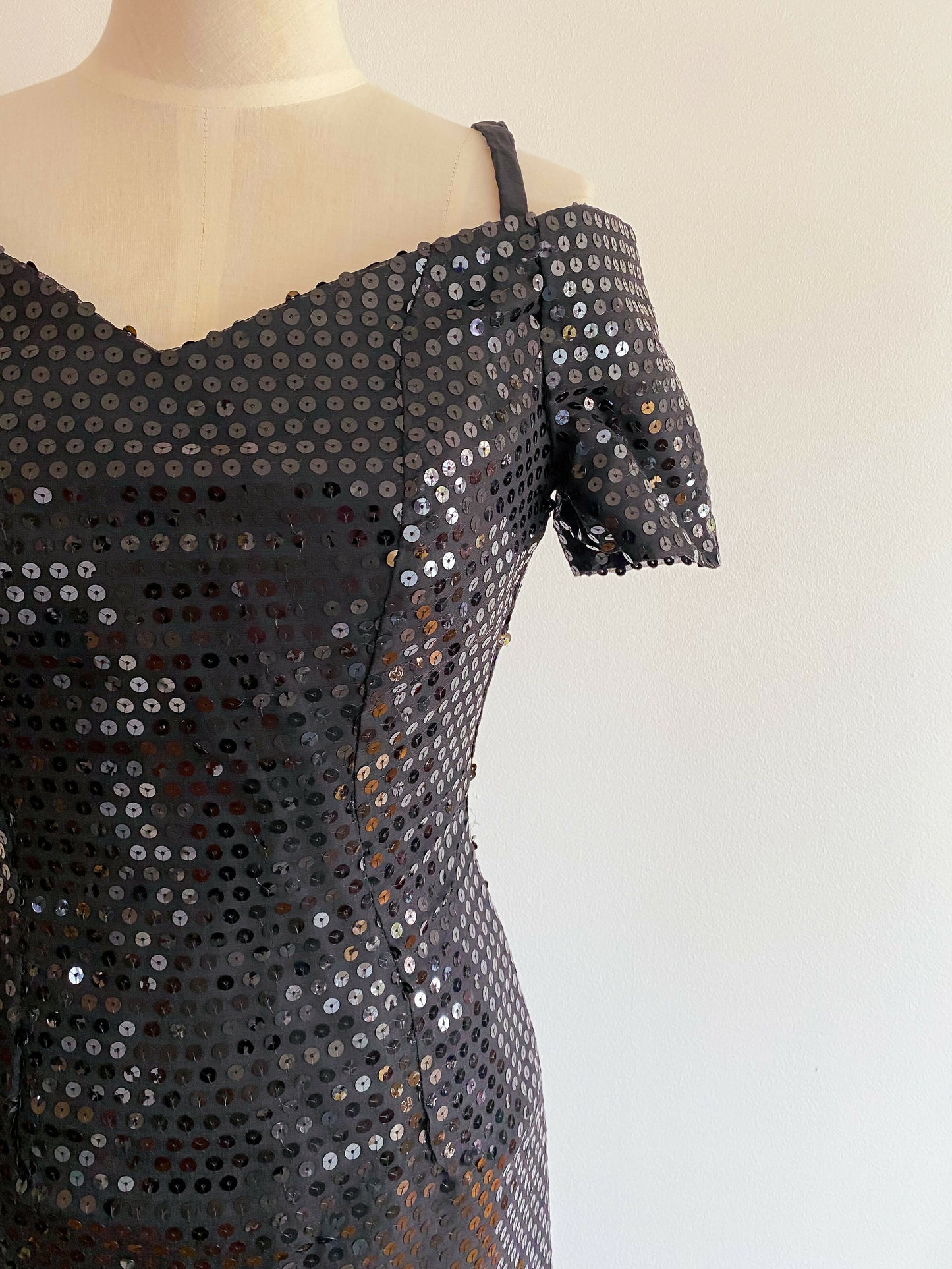 Opera by Richards Size 10 Sequinned Dress