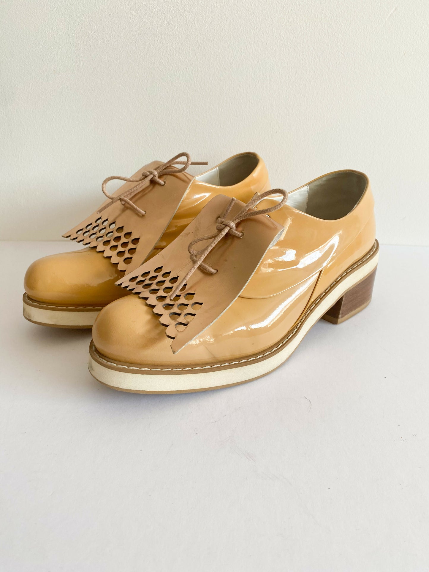 Finery London Size 40 Camel and Rose-Gold Tone Leather Brogues