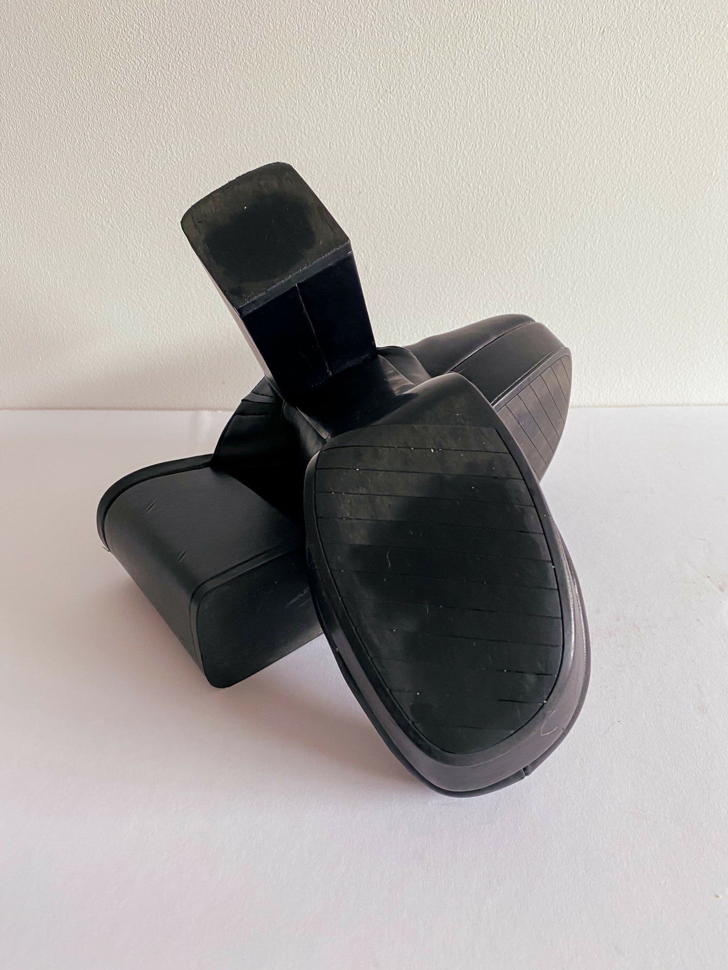 Zara Size 36 Black Faux Leather Platform Mules