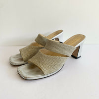 Hows' That Fashions Size 8.5 Silver-Tone Mesh Sandals