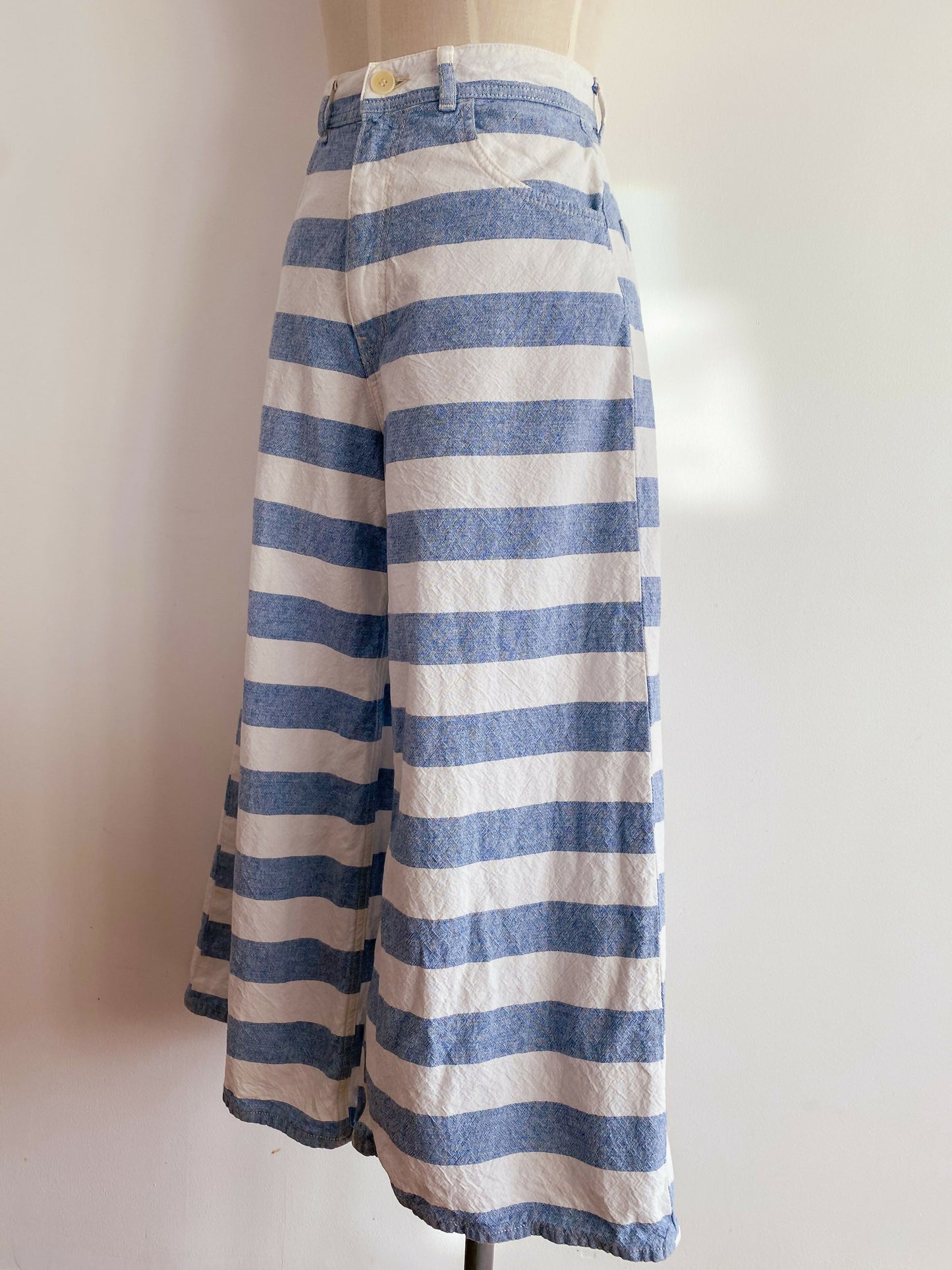 Haikure Size 28 (Small) Striped Cropped Wide-Leg Jeans