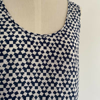 Women's Gorman Size 10 Navy and White Print Top