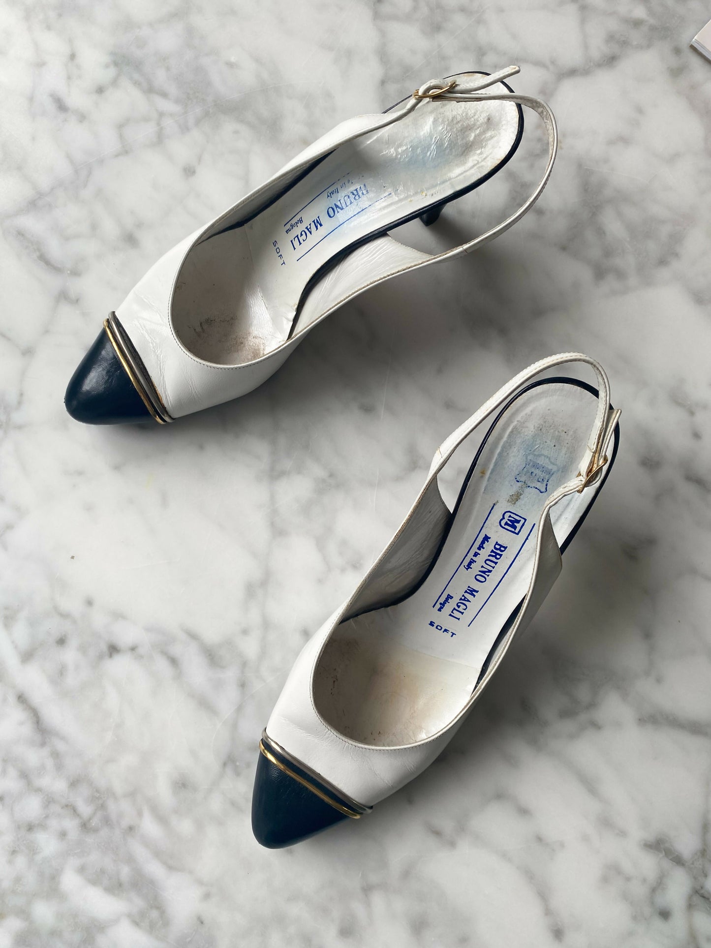 Bruno Magli Size 39 Two-Tone Slingback Pumps